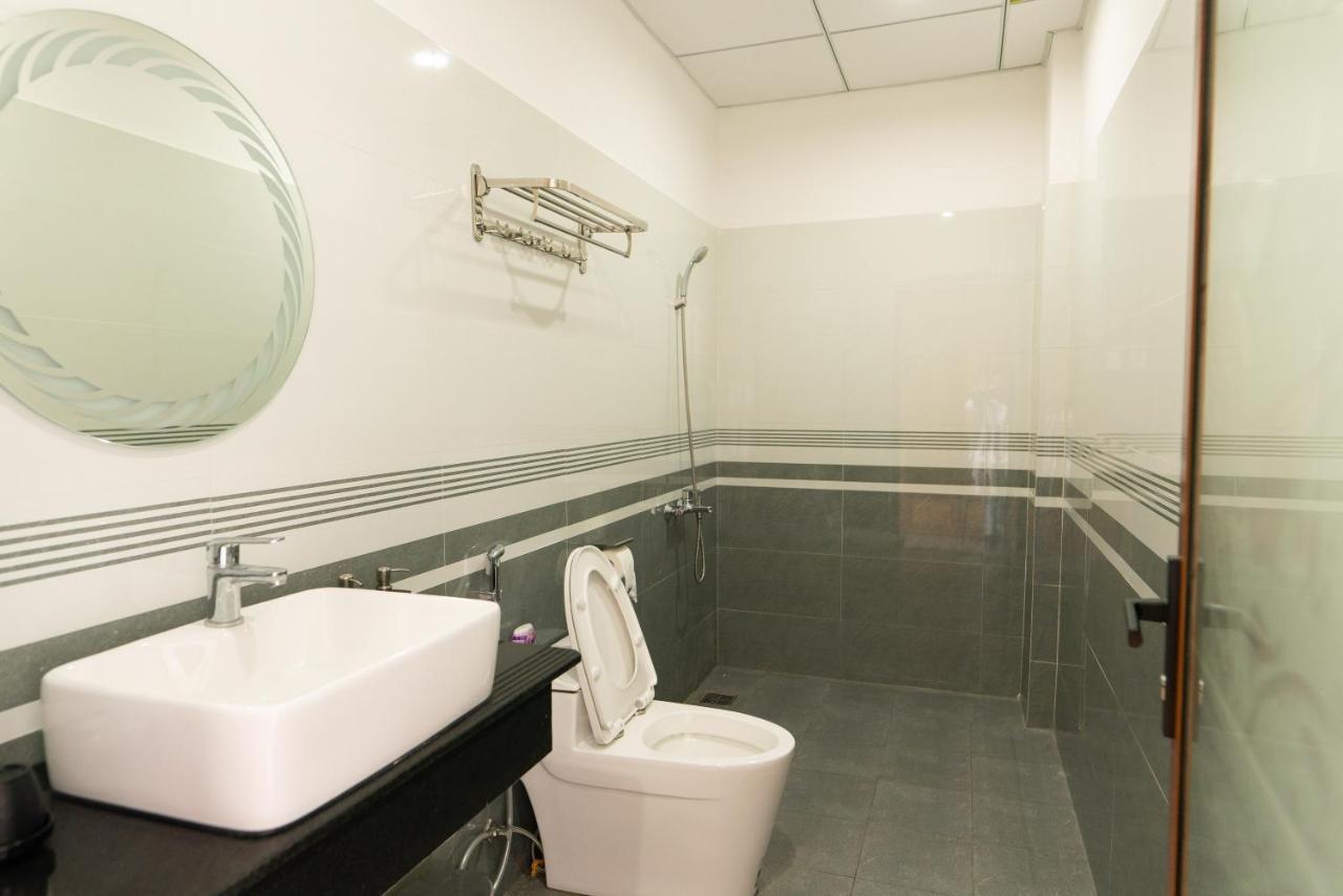 Khang Hy Hotel Buon Ma Thuot Bagian luar foto